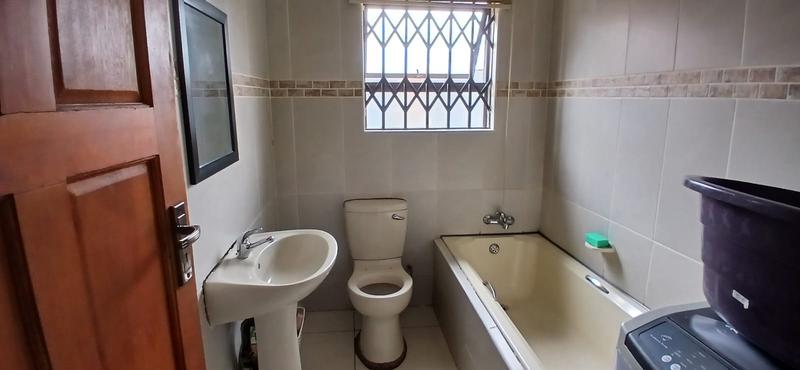 4 Bedroom Property for Sale in Kagiso Gauteng