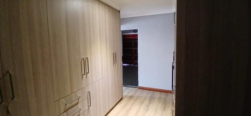 4 Bedroom Property for Sale in Kagiso Gauteng