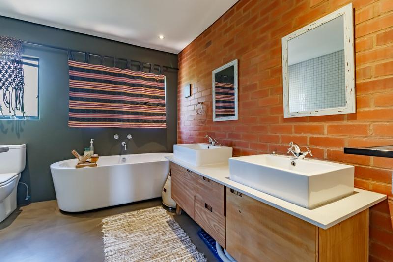 3 Bedroom Property for Sale in Candlewoods Country Estate Gauteng