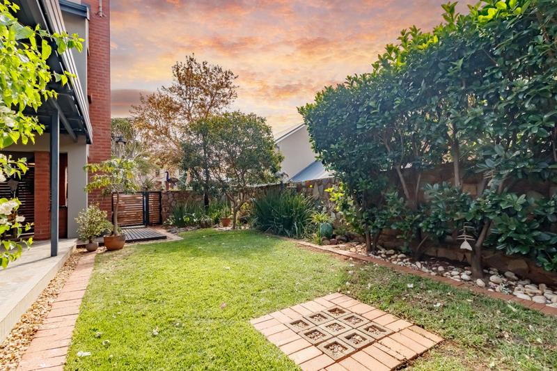 3 Bedroom Property for Sale in Candlewoods Country Estate Gauteng