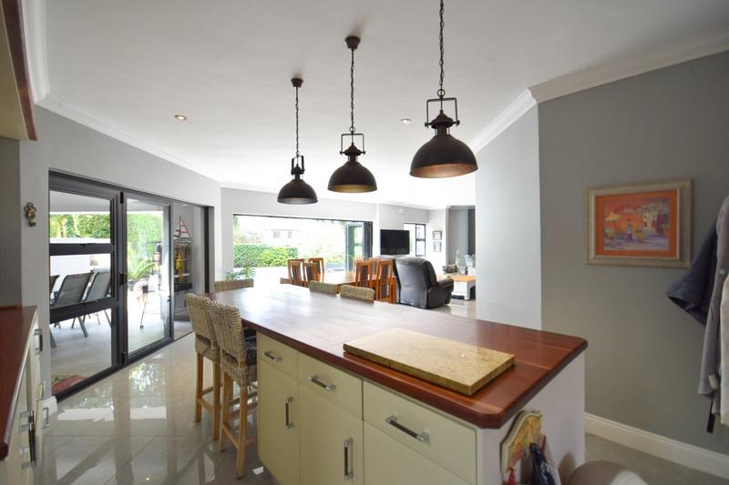 5 Bedroom Property for Sale in Midstream Estate Gauteng