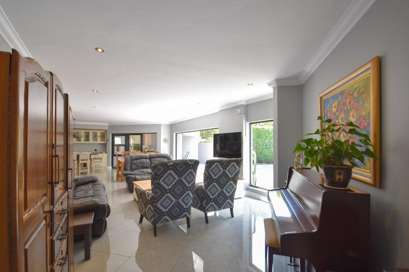 5 Bedroom Property for Sale in Midstream Estate Gauteng