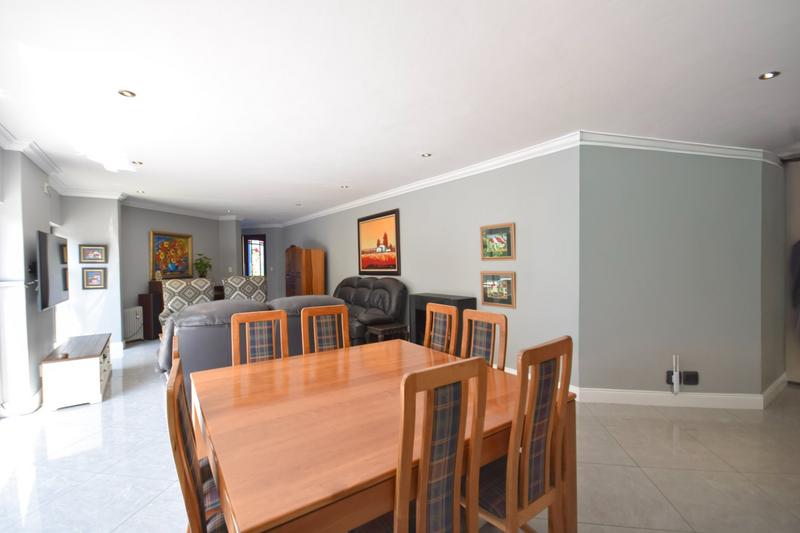 5 Bedroom Property for Sale in Midstream Estate Gauteng
