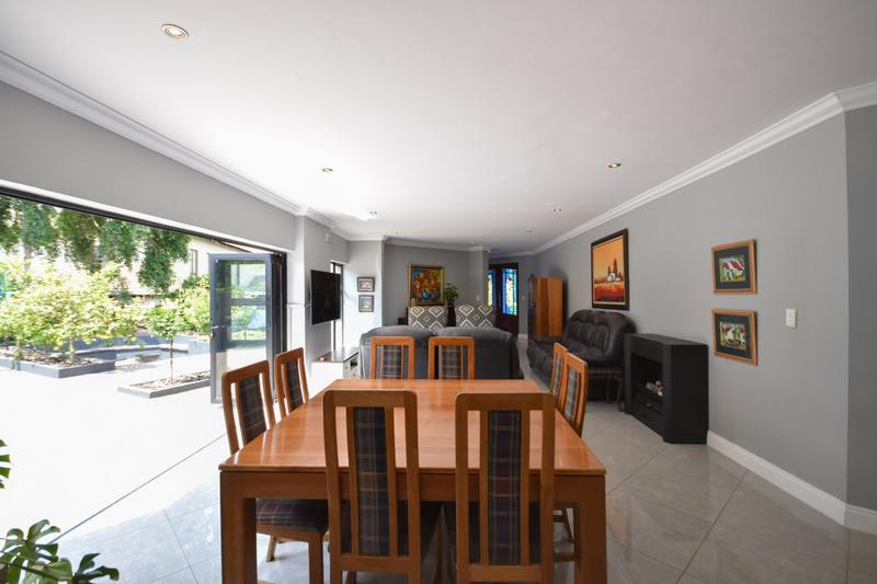 5 Bedroom Property for Sale in Midstream Estate Gauteng