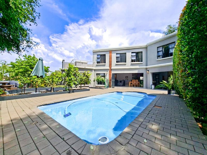 5 Bedroom Property for Sale in Midstream Estate Gauteng