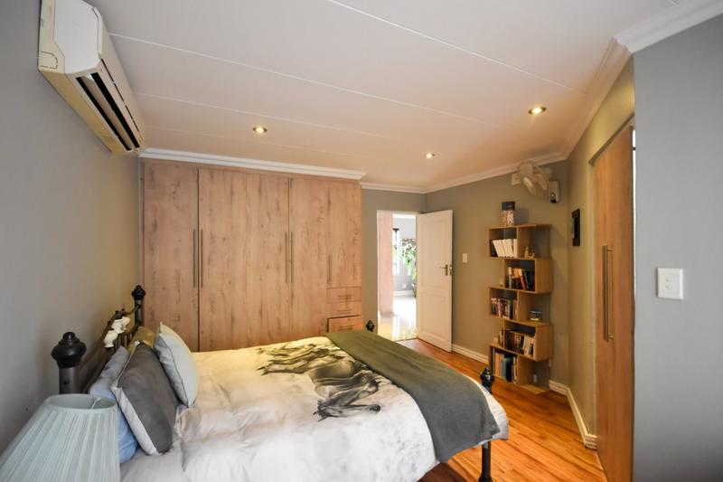 5 Bedroom Property for Sale in Midstream Estate Gauteng