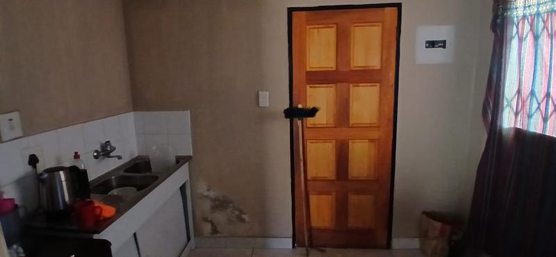 2 Bedroom Property for Sale in Kagiso Gauteng