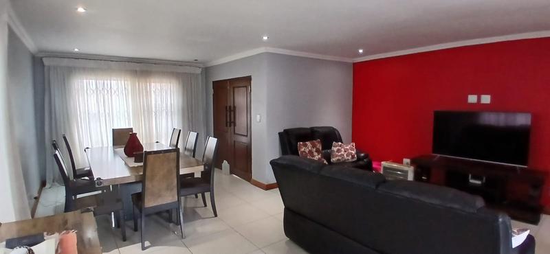 4 Bedroom Property for Sale in Kagiso Gauteng