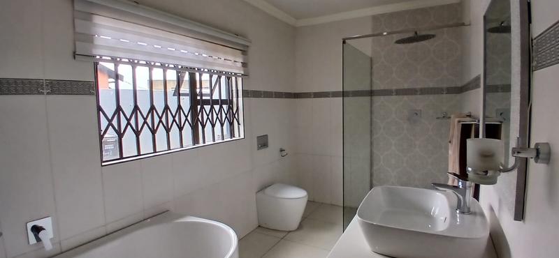 4 Bedroom Property for Sale in Kagiso Gauteng