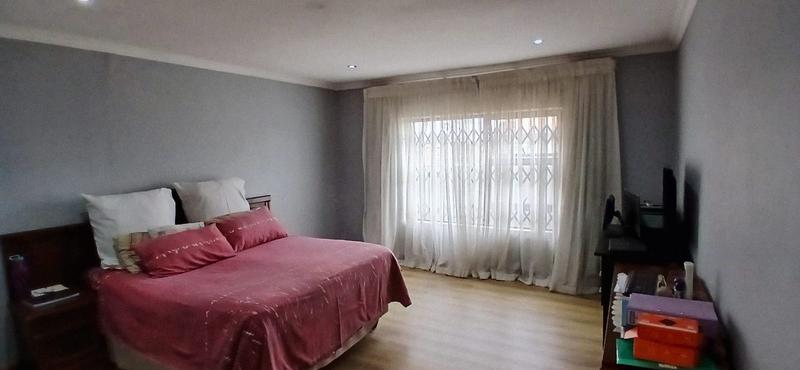 4 Bedroom Property for Sale in Kagiso Gauteng