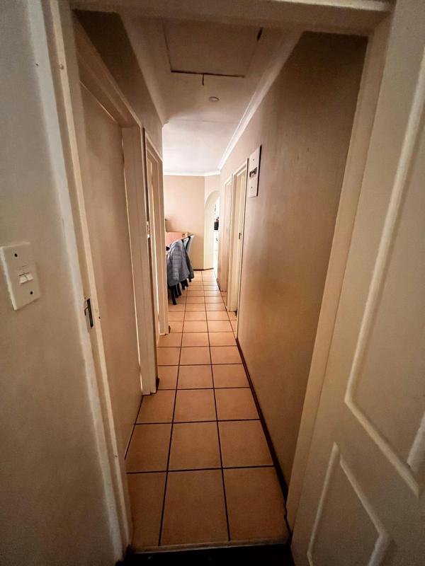 To Let 3 Bedroom Property for Rent in Zakariyya Park Gauteng
