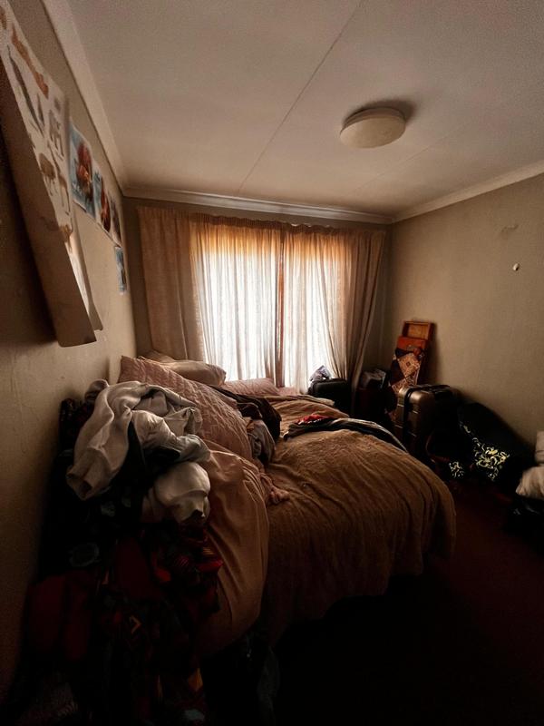To Let 3 Bedroom Property for Rent in Zakariyya Park Gauteng