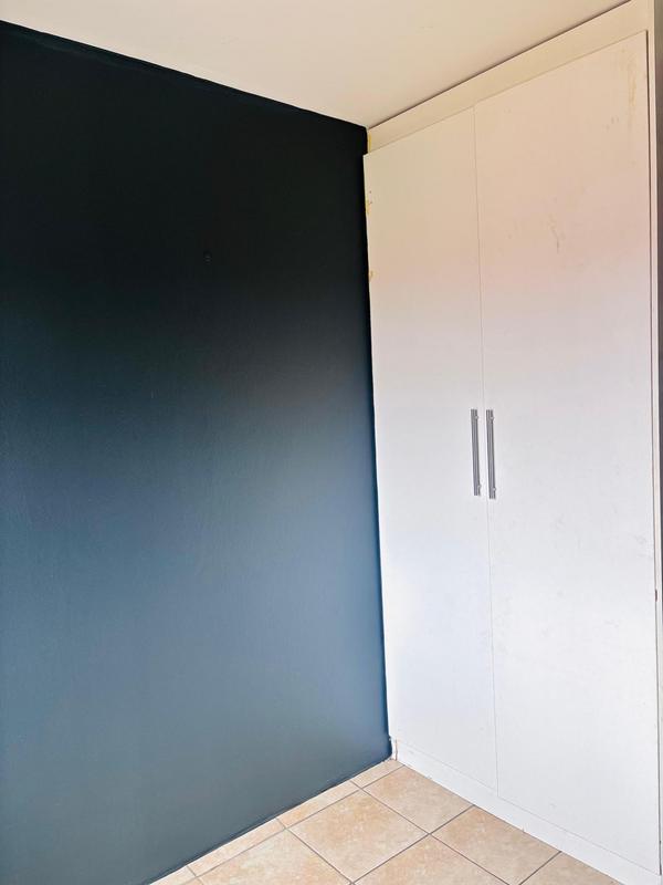 To Let 2 Bedroom Property for Rent in Fleurhof Gauteng