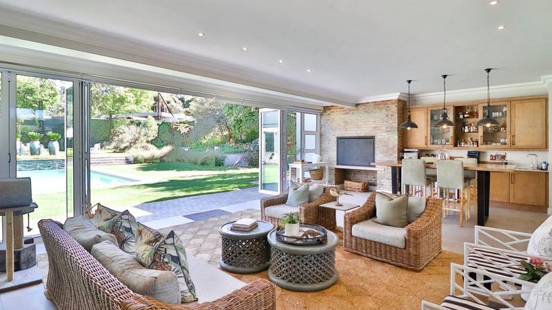 To Let 5 Bedroom Property for Rent in Bryanston Gauteng
