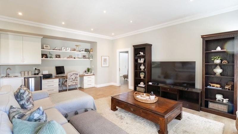 To Let 5 Bedroom Property for Rent in Bryanston Gauteng