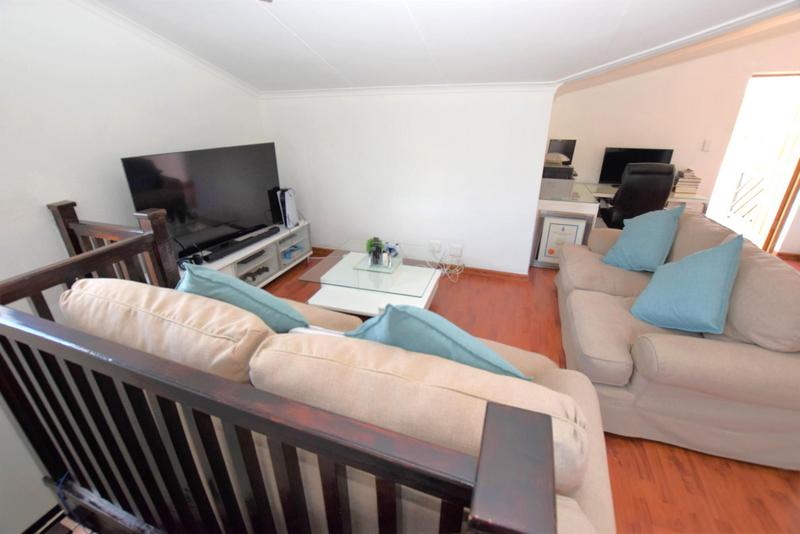 2 Bedroom Property for Sale in Morningside Gauteng