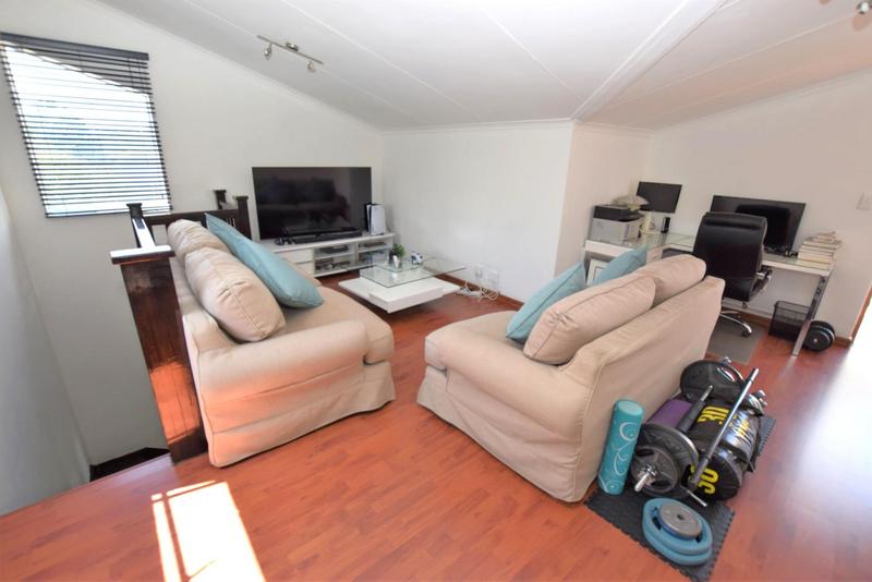 2 Bedroom Property for Sale in Morningside Gauteng