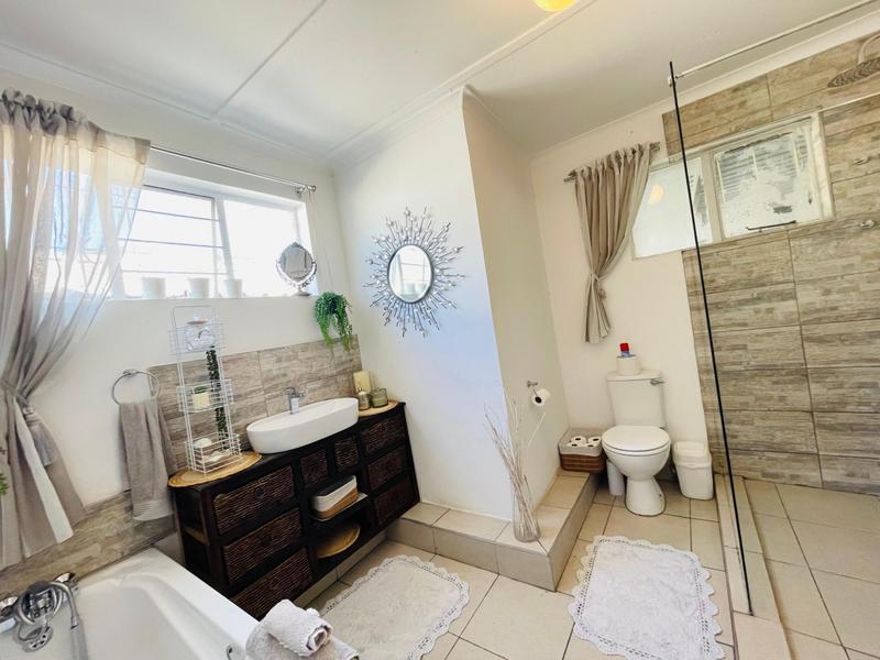 3 Bedroom Property for Sale in Randhart Gauteng