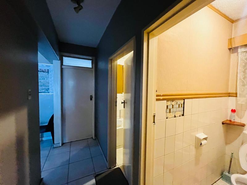 2 Bedroom Property for Sale in Benoni Central Gauteng