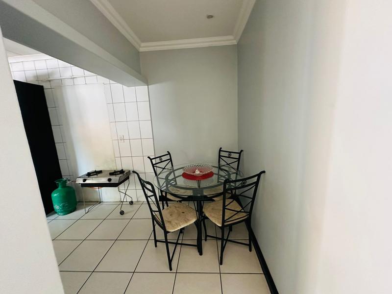 6 Bedroom Property for Sale in Parkhill Gardens Gauteng