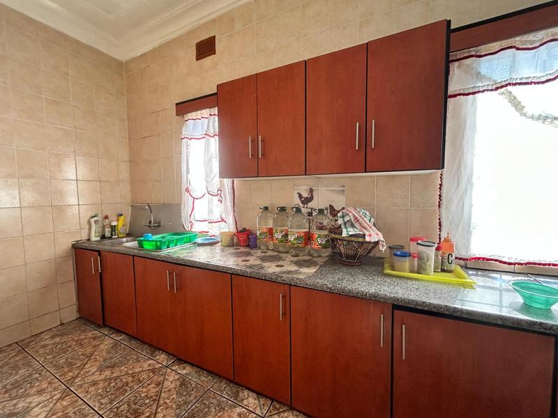 8 Bedroom Property for Sale in Springs Gauteng