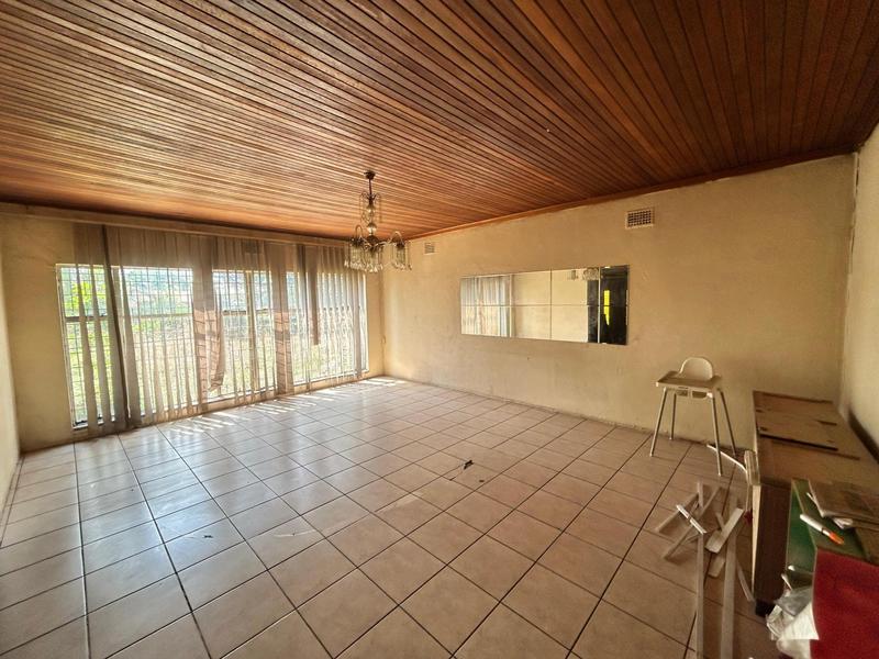 4 Bedroom Property for Sale in Strubenvale Gauteng