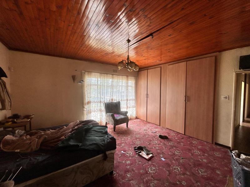 4 Bedroom Property for Sale in Strubenvale Gauteng