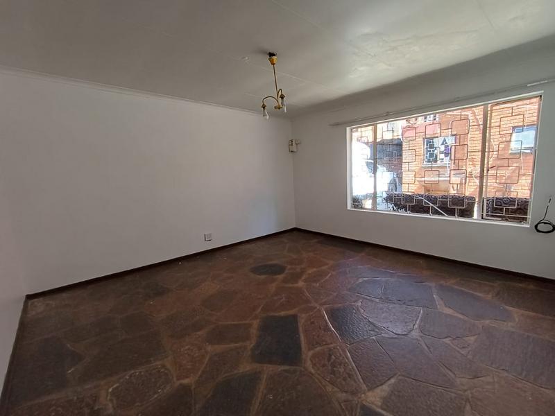 1 Bedroom Property for Sale in Laudium Gauteng