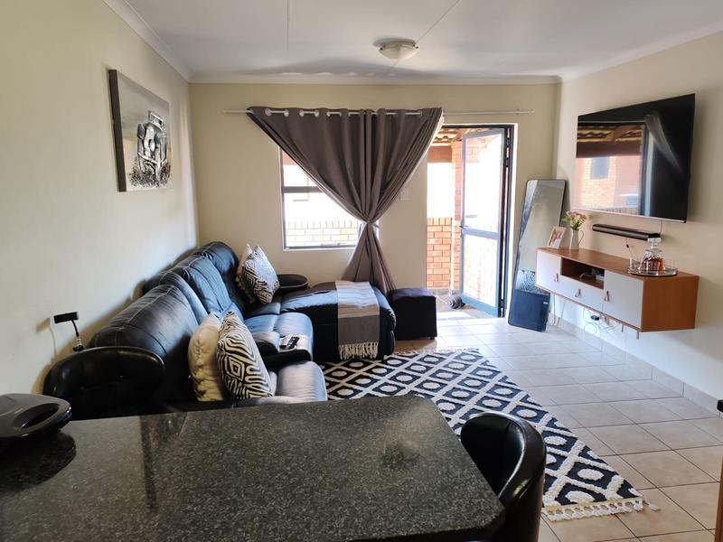 2 Bedroom Property for Sale in Johannesburg Gauteng