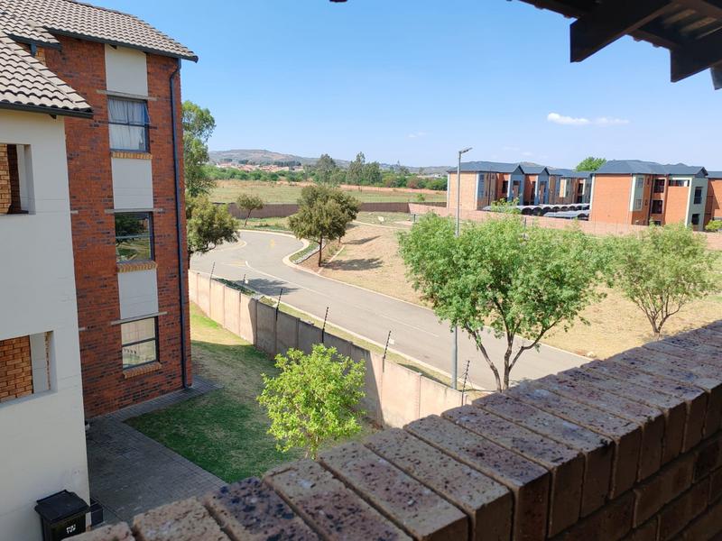 2 Bedroom Property for Sale in Johannesburg Gauteng