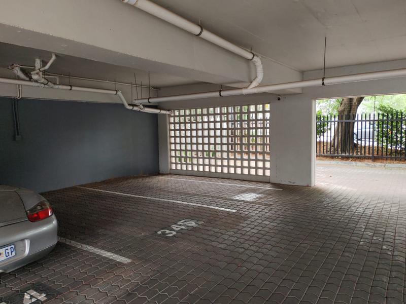 1 Bedroom Property for Sale in Rosebank Gauteng