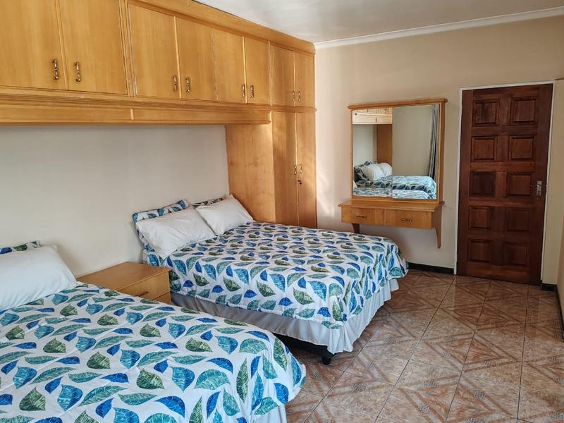 4 Bedroom Property for Sale in Bloubosrand Gauteng