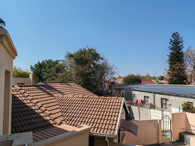 4 Bedroom Property for Sale in Bloubosrand Gauteng