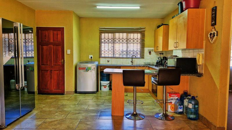 2 Bedroom Property for Sale in Groblerpark Gauteng
