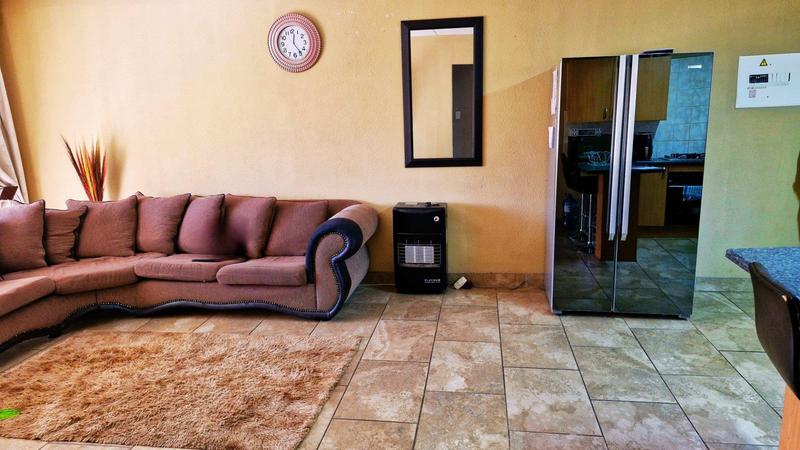 2 Bedroom Property for Sale in Groblerpark Gauteng