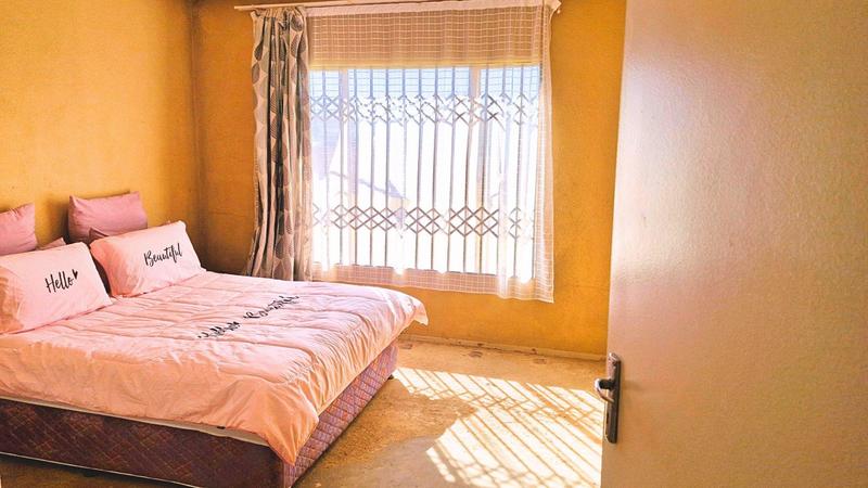 2 Bedroom Property for Sale in Groblerpark Gauteng