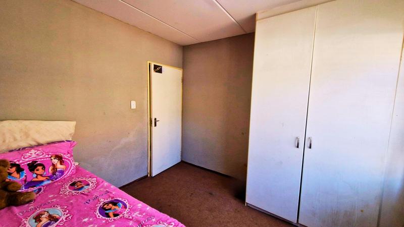 2 Bedroom Property for Sale in Groblerpark Gauteng