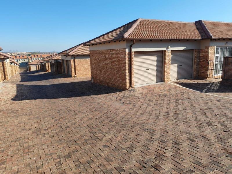 0 Bedroom Property for Sale in Kosmosdal Gauteng