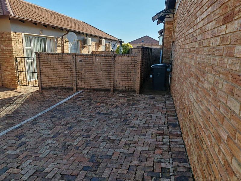 0 Bedroom Property for Sale in Kosmosdal Gauteng