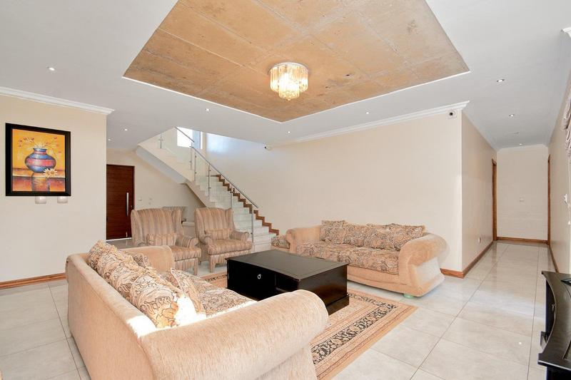 6 Bedroom Property for Sale in Bultfontein Gauteng