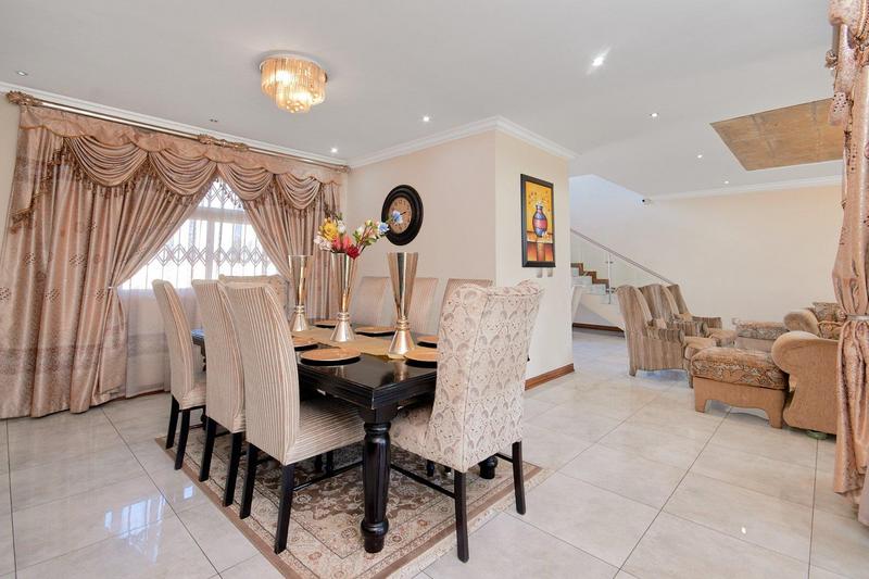 6 Bedroom Property for Sale in Bultfontein Gauteng