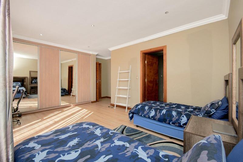 6 Bedroom Property for Sale in Bultfontein Gauteng