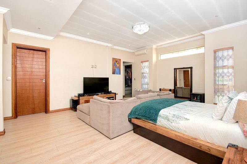 6 Bedroom Property for Sale in Bultfontein Gauteng