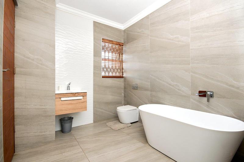 6 Bedroom Property for Sale in Bultfontein Gauteng