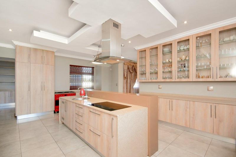 6 Bedroom Property for Sale in Bultfontein Gauteng