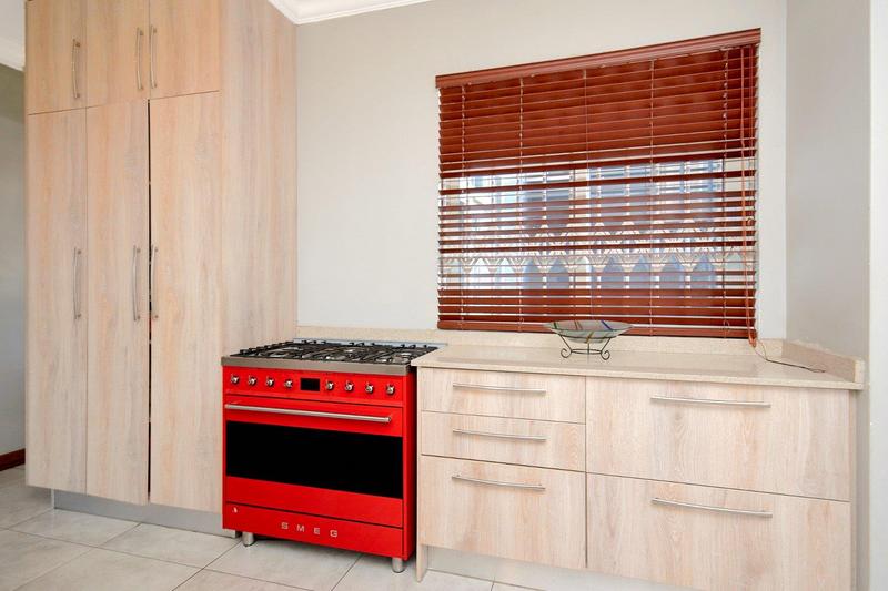 6 Bedroom Property for Sale in Bultfontein Gauteng