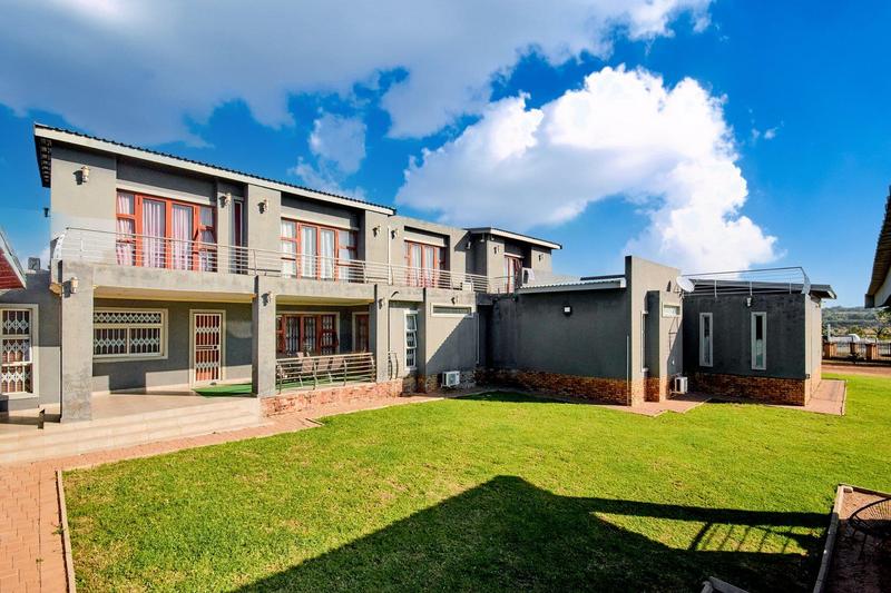 6 Bedroom Property for Sale in Bultfontein Gauteng