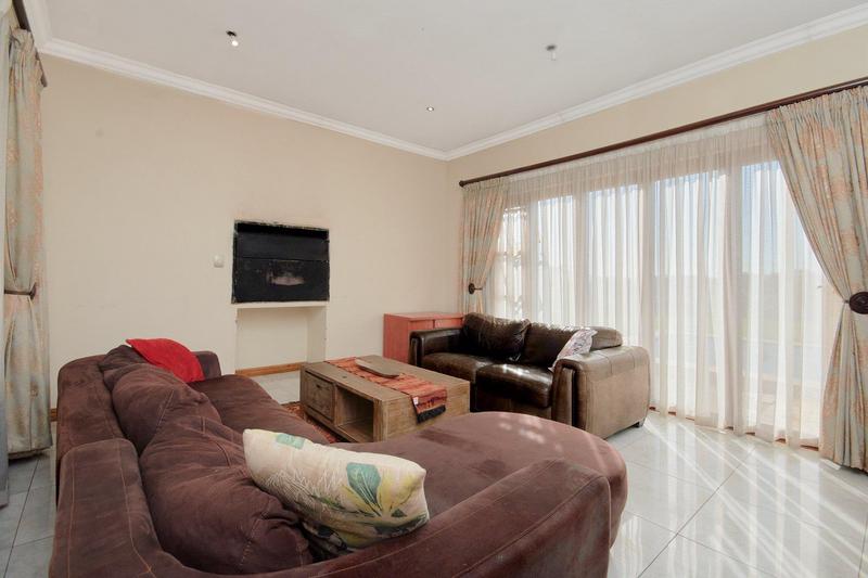 6 Bedroom Property for Sale in Bultfontein Gauteng