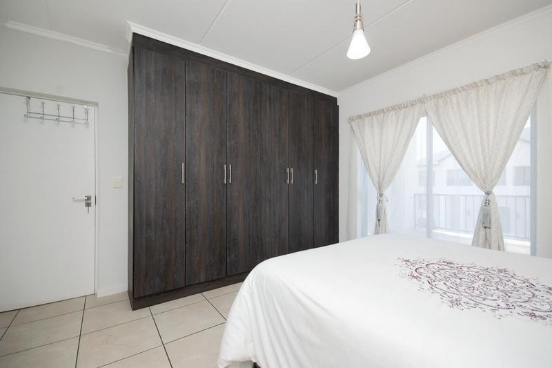 2 Bedroom Property for Sale in Greenstone Hill Gauteng