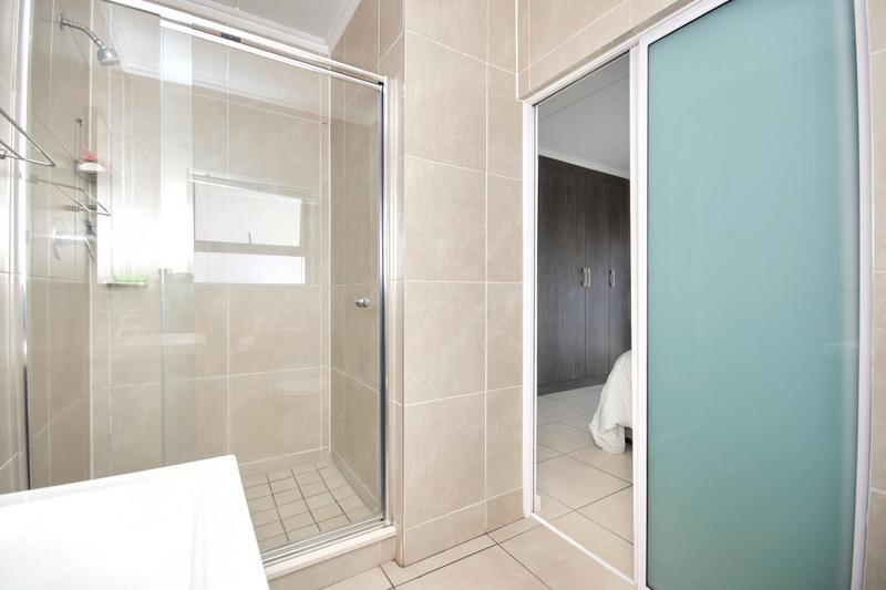 2 Bedroom Property for Sale in Greenstone Hill Gauteng